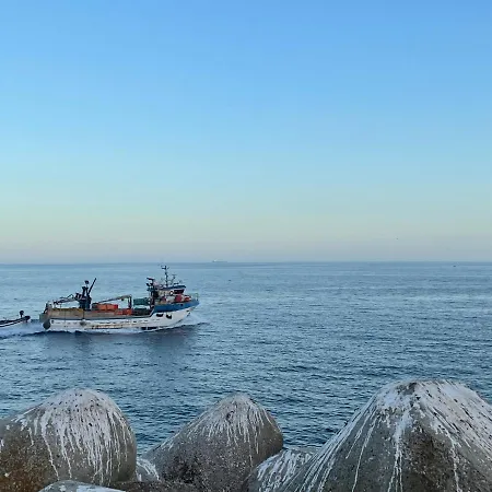 O Som Ondas - Vista Soberba De Mar Sesimbra