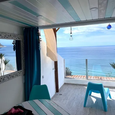 O Som Ondas - Vista Soberba De Mar Sesimbra